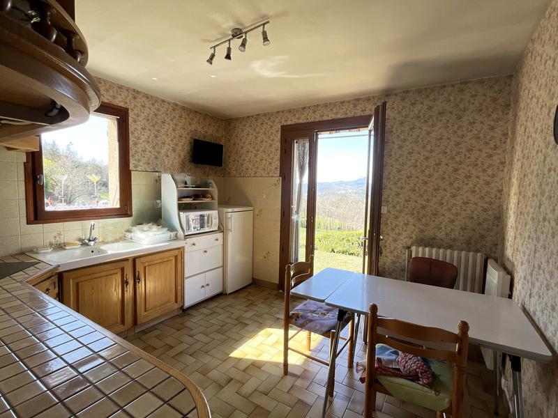 Maison traditionnelle - 125 m² - 6 pièces