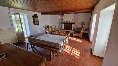 Maison - 88 m² - 4 pièces