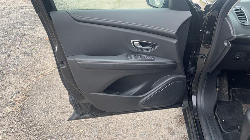 Renault Grand Scénic 1.7 dCi 120 Edc6 Intens - 7 places Automatique