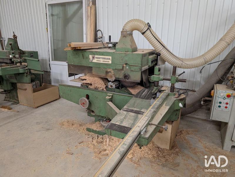 Local commercial - 1 000 m²