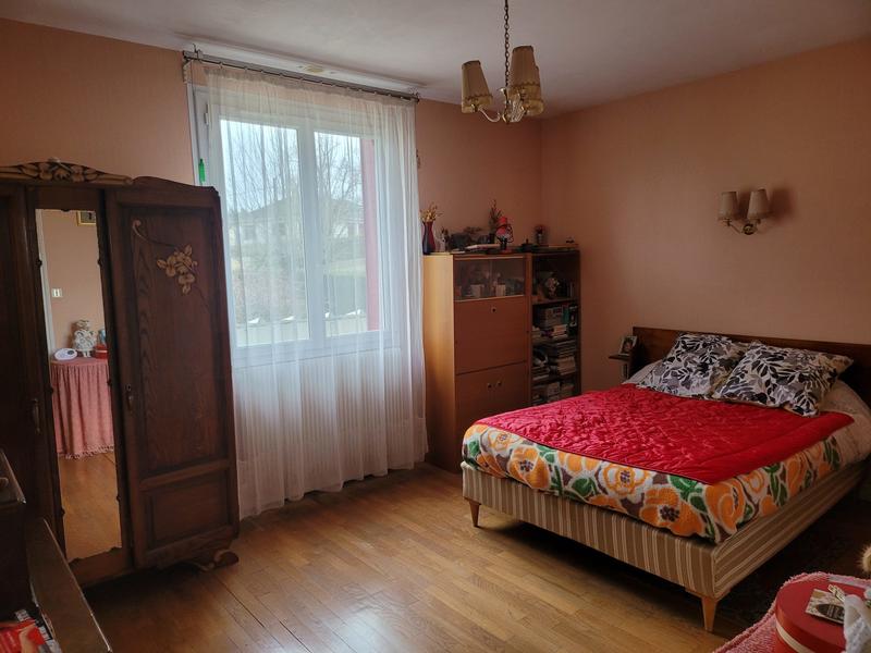 Maison - 98 m² - 5 pièces