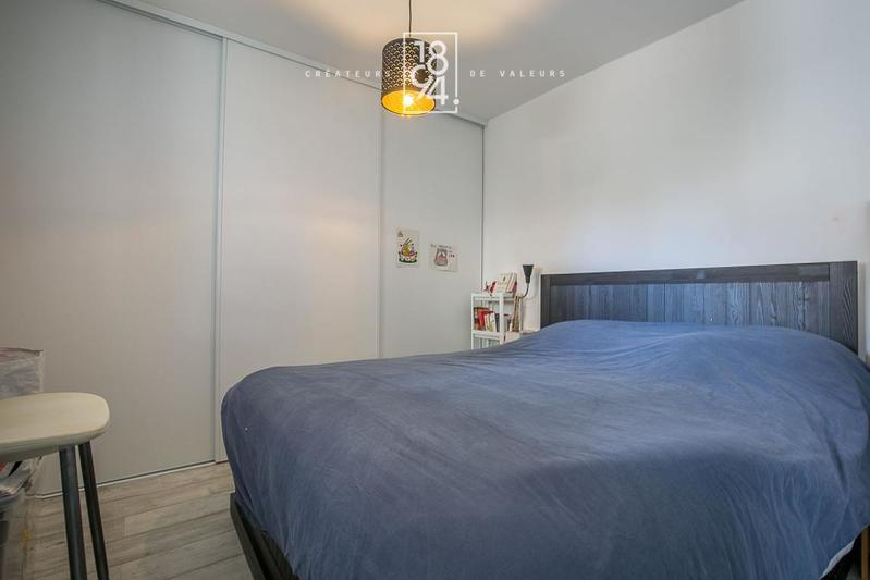 Appartement - 82 m² - 4 pièces