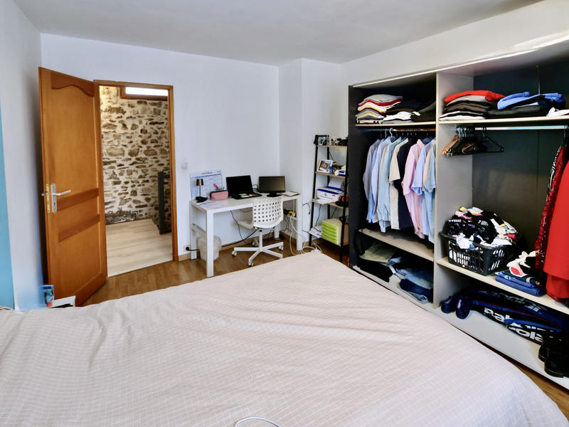 Maison - 184 m² - 9 pièces