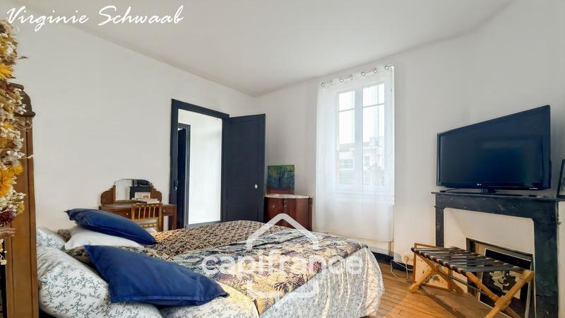 Maison bourgeoise - 286 m² - 10 pièces