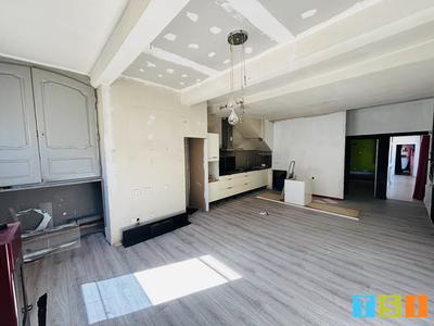 Appartement - 104 m² - 4 pièces