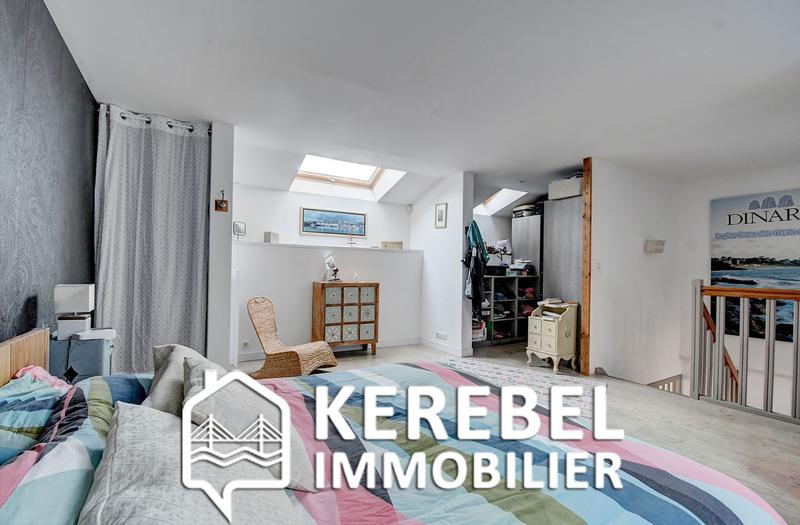 Maison - 317 m² - 10 pièces