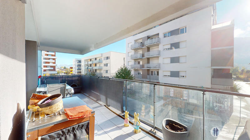 Appartement - 81 m² - 4 pièces