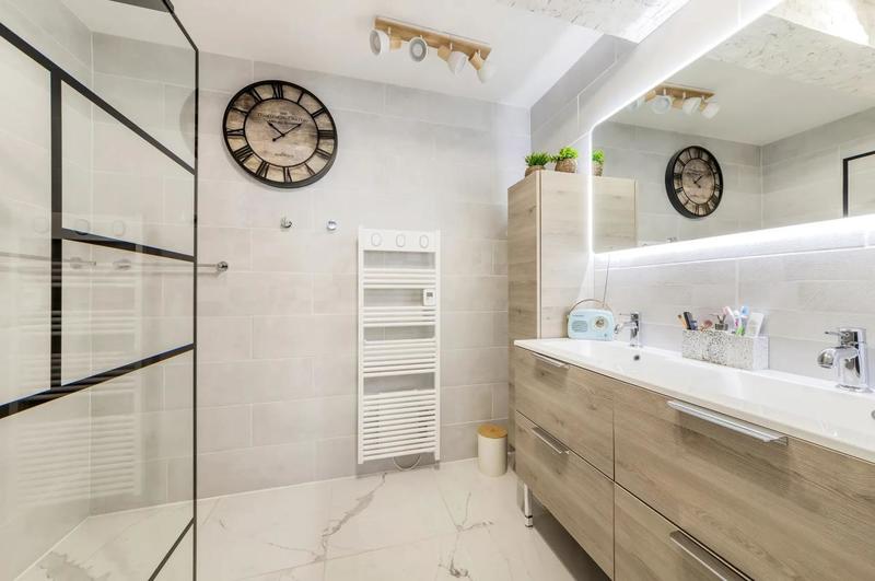 Maison - 186 m² - 7 pièces