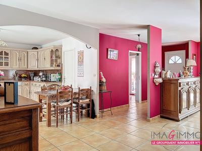 Villa - 171 m² - 8 pièces