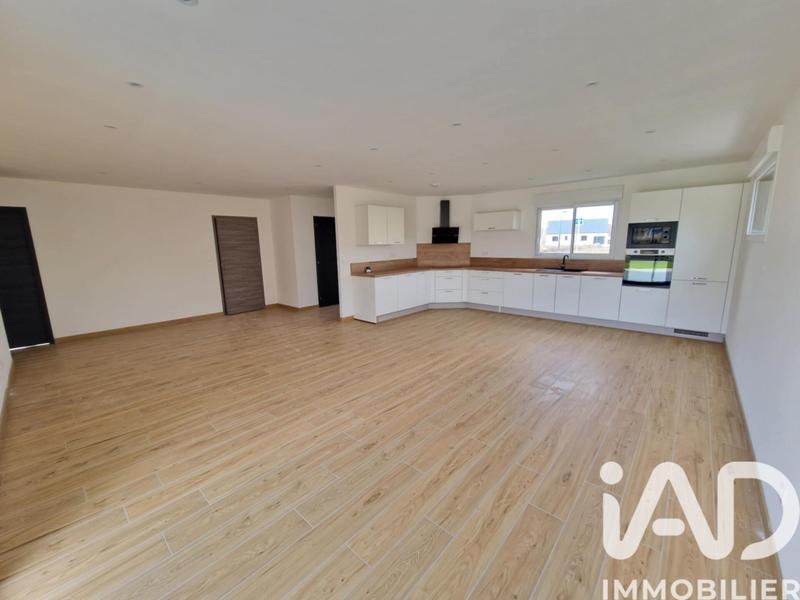 Maison - 102 m² - 5 pièces