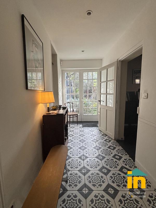 Maison de ville - 185 m² - 7 pièces