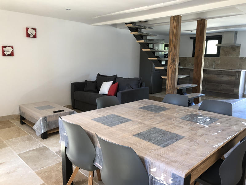 Mas - 700 m² - 20 pièces