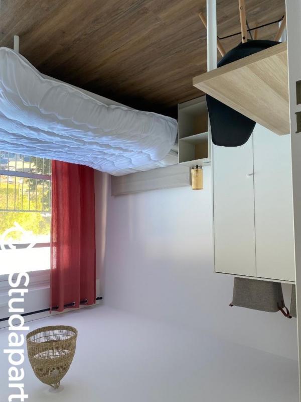 Chambre - 12 m² - 1 pièce