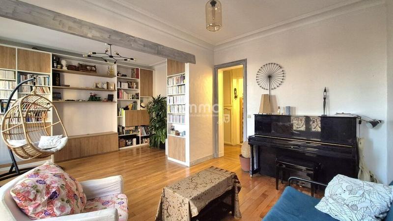 Appartement - 64 m² - 4 pièces
