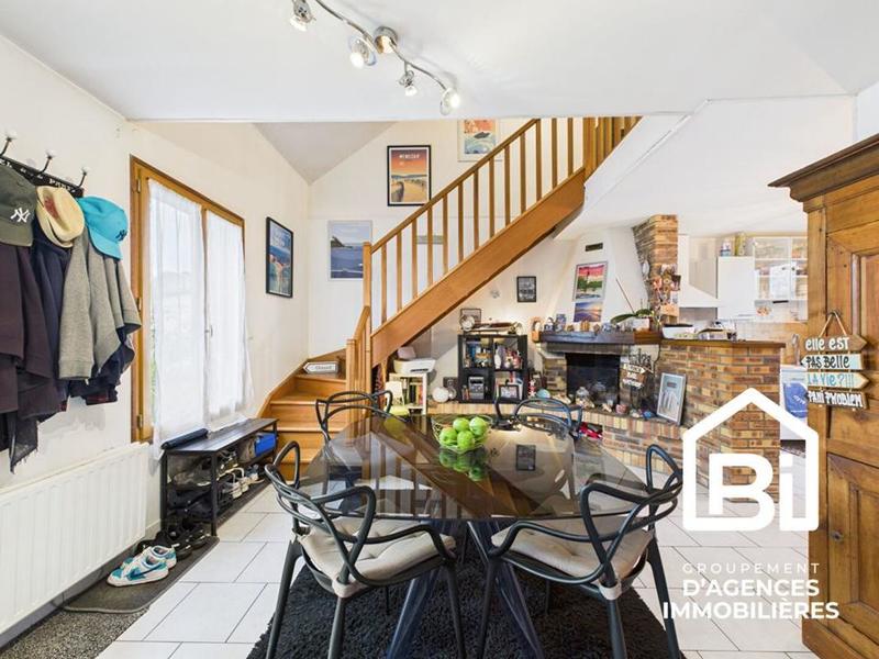 Maison - 88 m² - 5 pièces