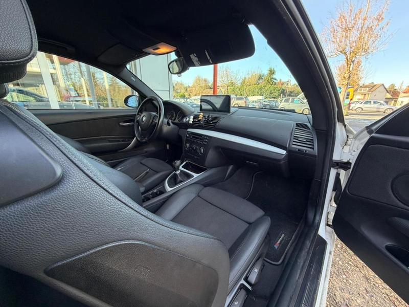 Bmw Série 1 116 I 122 Ch m Sport Garantie 6 Mois / Reprise Possible