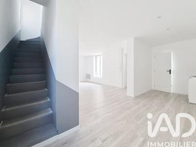 Maison - 92 m² - 4 pièces