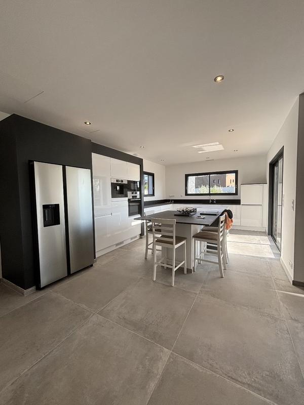 Maison - 147 m² - 5 pièces