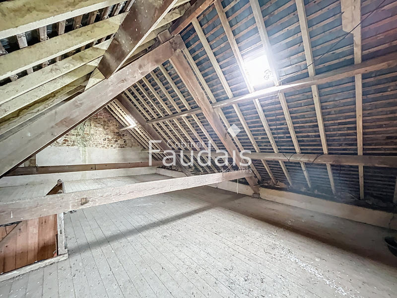 Maison - 82 m² - 5 pièces