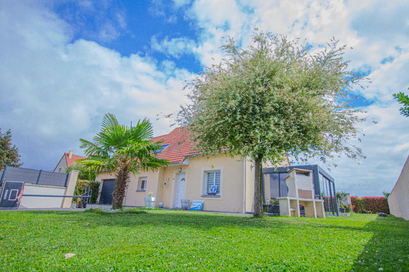 Maison - 160 m² - 8 pièces