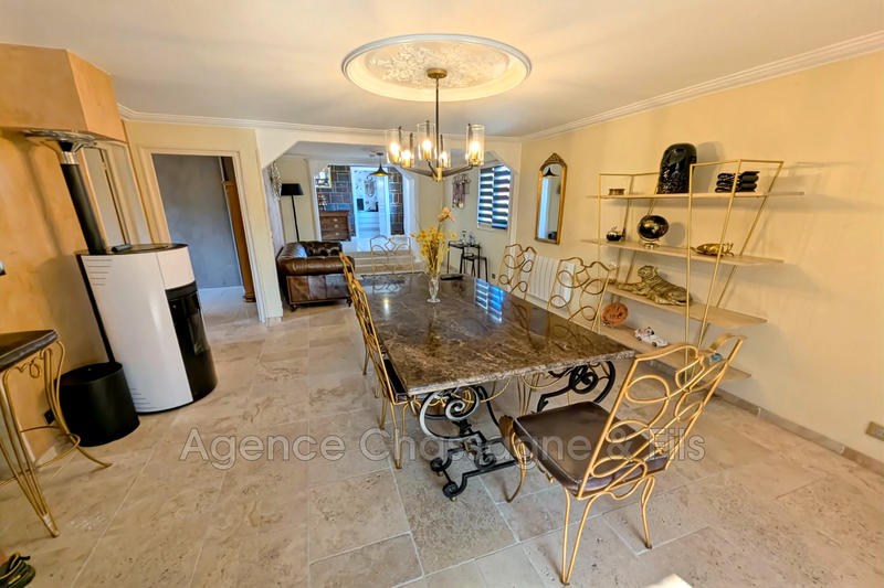 Maison - 175 m² - 5 pièces