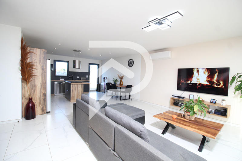 Maison - 100 m² - 4 pièces