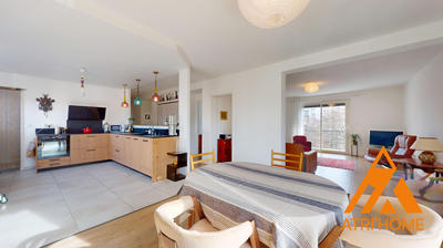 Appartement - 111 m² - 4 pièces