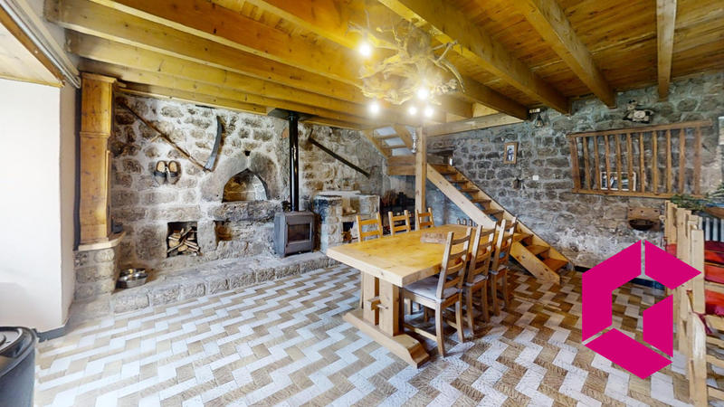 Maison - 115 m² - 5 pièces