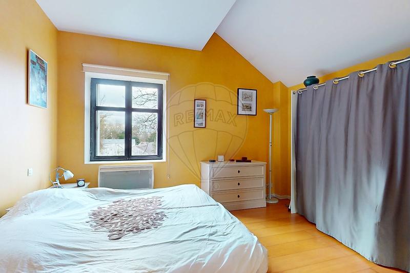 Appartement - 140 m² - 6 pièces