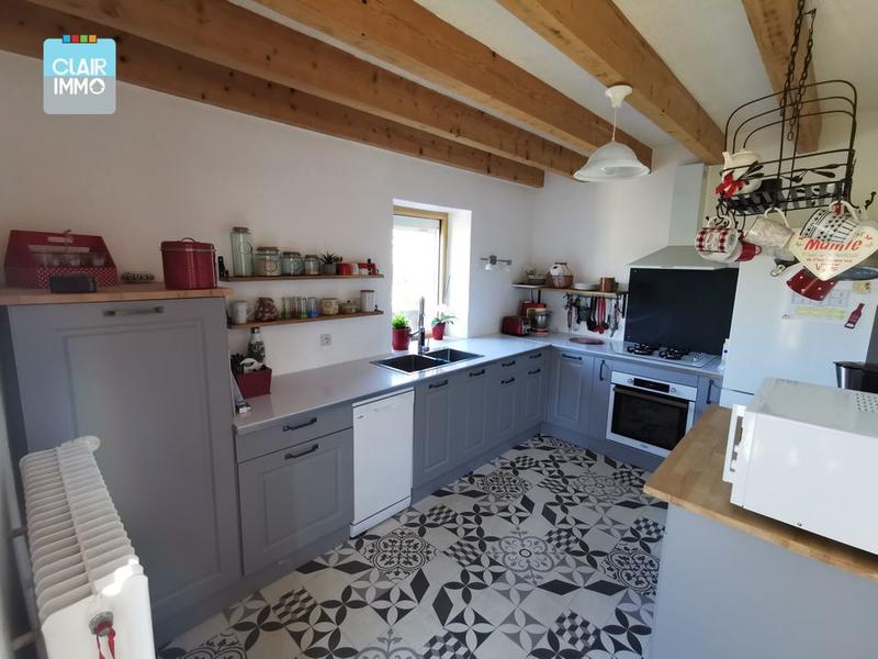 Maison - 91 m² - 5 pièces