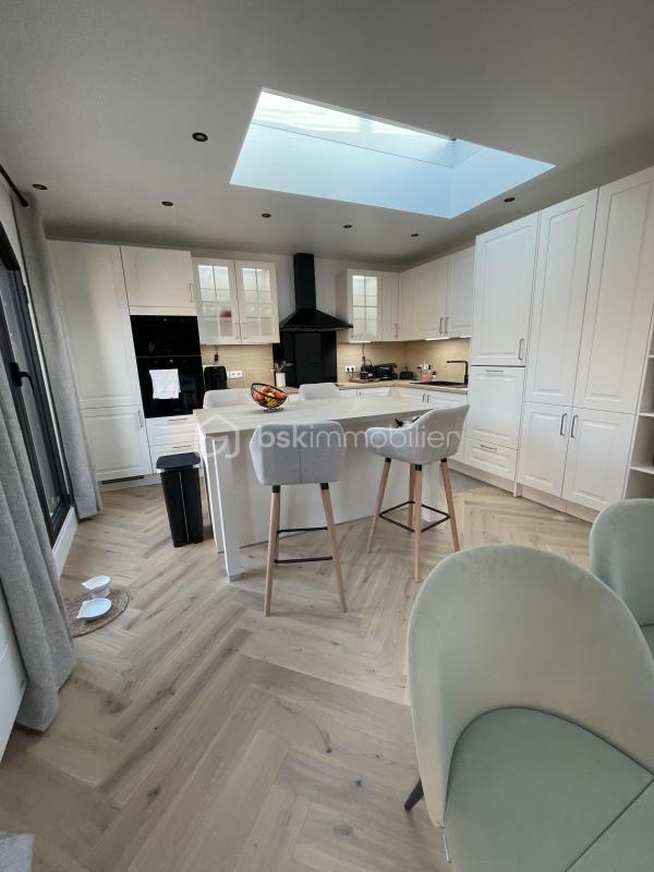 Maison - 160 m² - 7 pièces