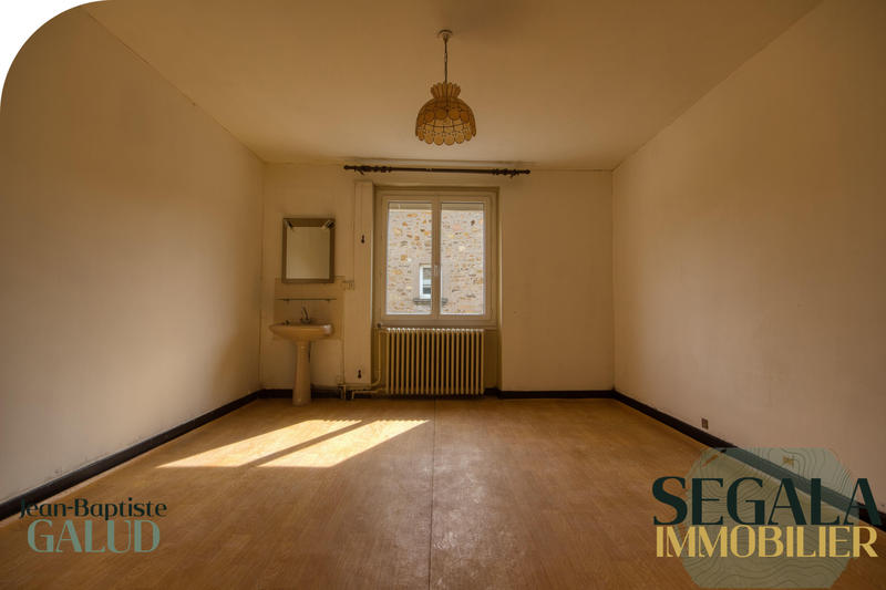 Maison - 135 m² - 6 pièces