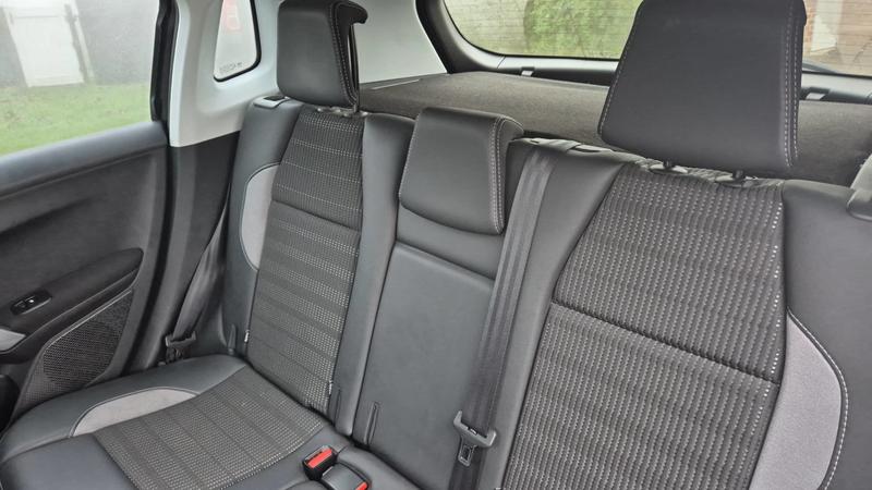 Peugeot 2008 1.5 BlueHDi 100 Allure Business