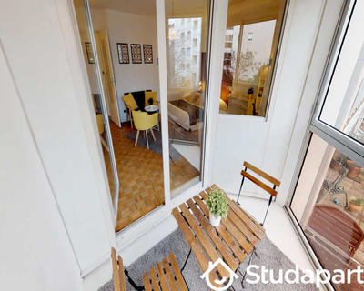 Chambre - 70 m² - 1 pièce