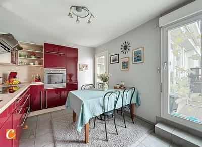 Appartement - 105 m² - 5 pièces