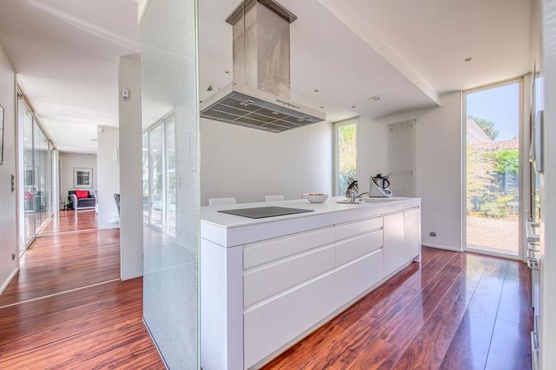 Maison - 200 m² - 6 pièces