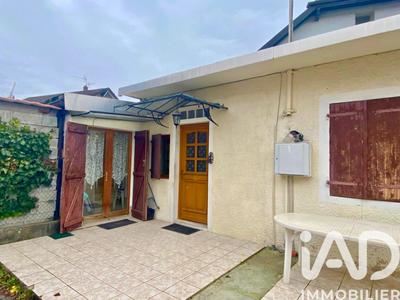 Maison - 101 m² - 4 pièces