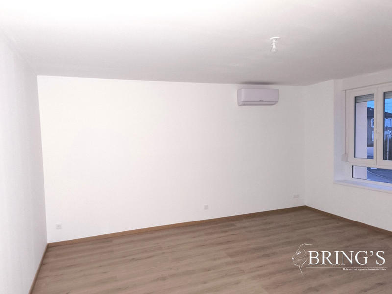Appartement - 93 m² - 4 pièces