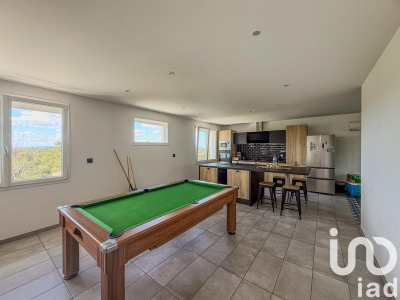 Maison - 160 m² - 4 pièces