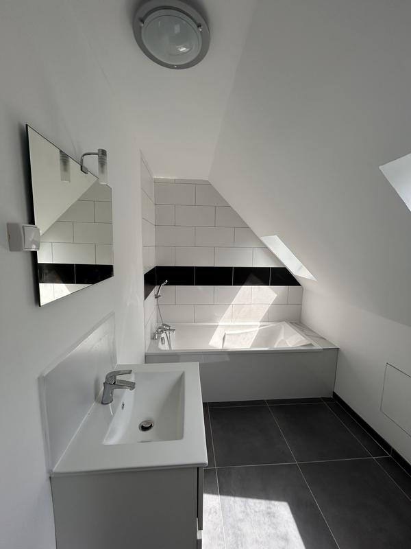 Maison - 165 m² - 7 pièces