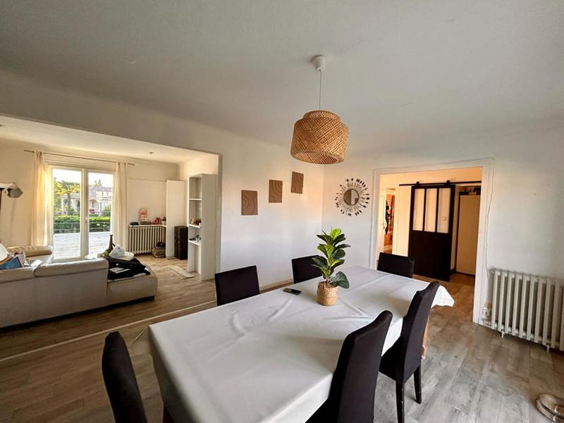 Maison - 192 m² - 8 pièces