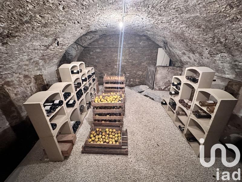 Maison - 280 m² - 8 pièces