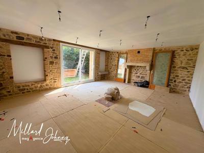 Corps de ferme - 130 m² - 5 pièces