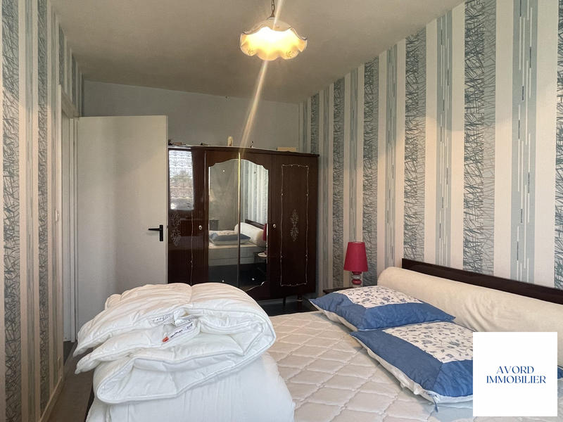 Maison - 80 m² - 5 pièces