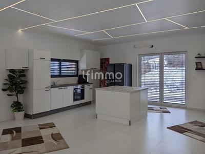 Maison - 165 m² - 5 pièces