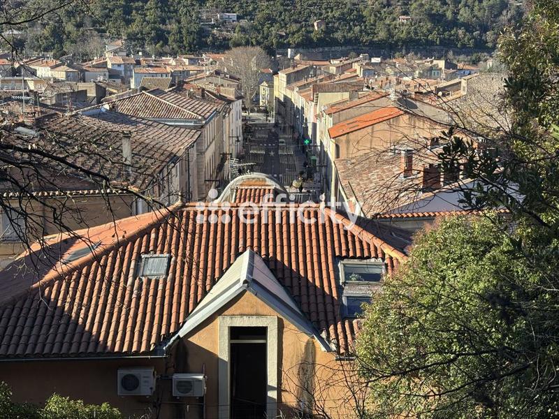 Appartement - 87 m² - 3 pièces