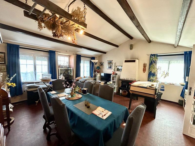 Maison - 101 m² - 5 pièces