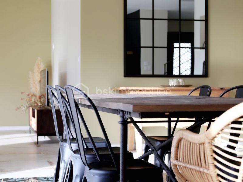 Maison - 157 m² - 5 pièces