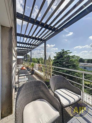 Appartement - 81 m² - 4 pièces