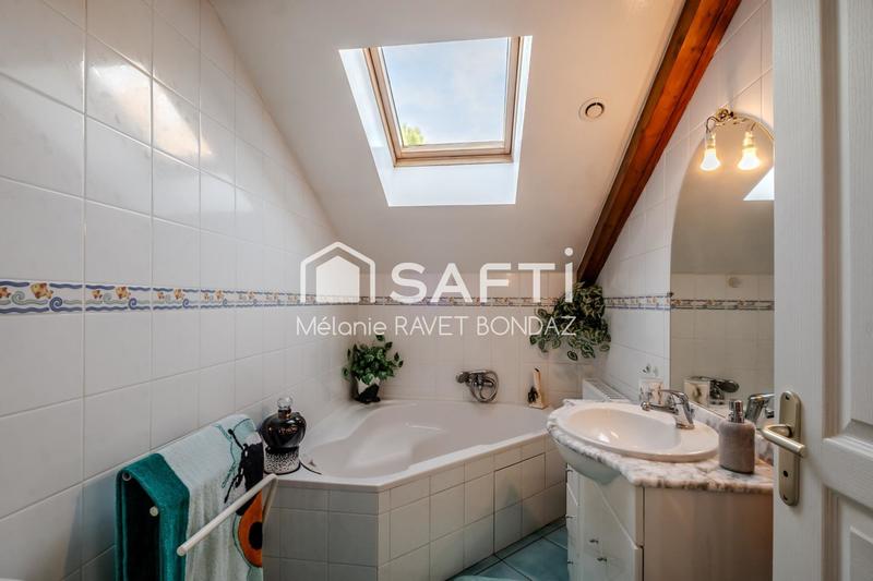 Maison - 120 m² - 5 pièces